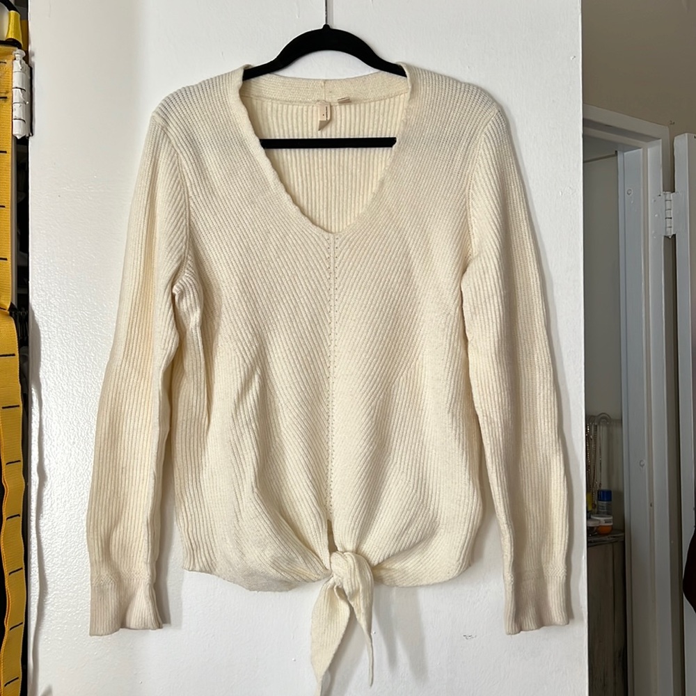 White Knotted Sweater